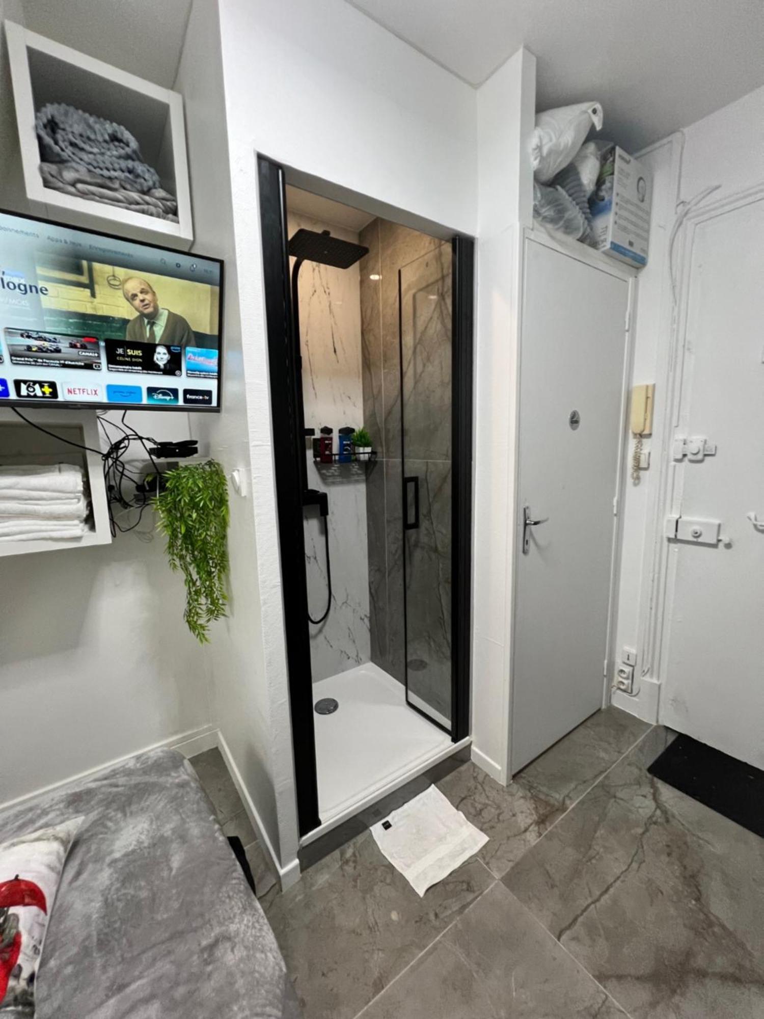 Paris Bastille Bercy Gare De Lyon Chambre Climatisee 9M2 Ideal 1 Pers ,Max 2 Pers ภายนอก รูปภาพ